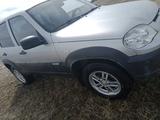 Chevrolet Niva 2012 годаfor2 850 000 тг. в Караганда – фото 2