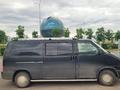Volkswagen Caravelle 1997 годаfor6 500 000 тг. в Астана – фото 5