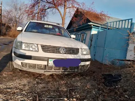 Volkswagen Passat 1999 года за 2 300 000 тг. в Семей – фото 3