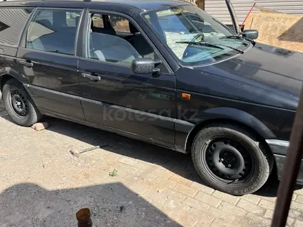 Volkswagen Passat 1991 года за 1 500 000 тг. в Астана – фото 4