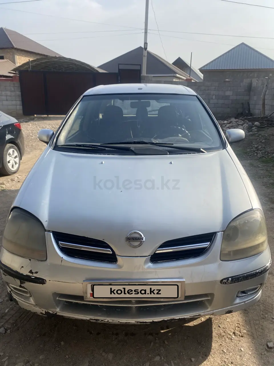 Nissan Tino, 2003