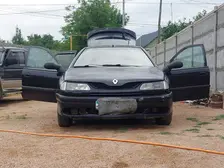 Renault Laguna, 1995