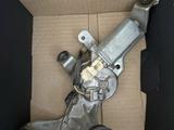 Моторчик заднего дворика Subaru Forester 2006 за 4 000 тг. в Усть-Каменогорск