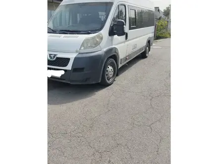 Peugeot  Boxer 2011 года за 4 000 000 тг. в Алматы – фото 4