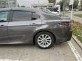 Toyota Camry 2021 года за 13 500 000 тг. в Шымкент – фото 4