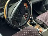 Mercedes-Benz E 260 1991 годаүшін1 600 000 тг. в Актау – фото 3