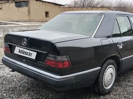 Mercedes-Benz E 230 1991 года за 1 700 000 тг. в Туркестан – фото 5