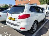 Hyundai Santa Fe 2008 года за 4 216 000 тг. в Алматы – фото 4