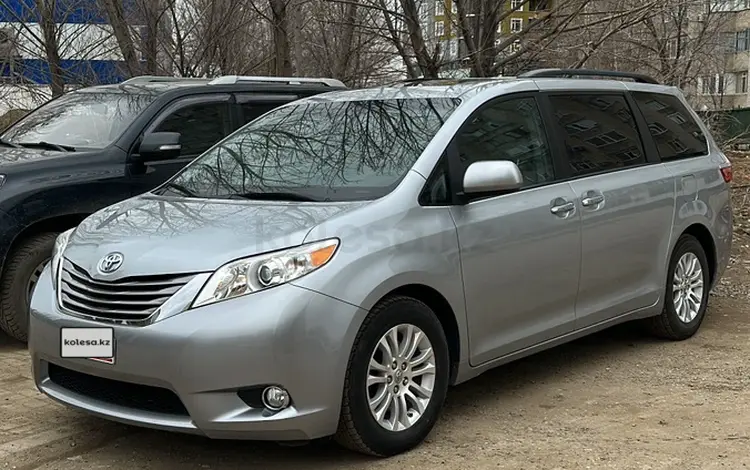 Toyota Sienna 2015 года за 12 000 000 тг. в Актобе