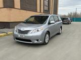 Toyota Sienna 2015 года за 12 000 000 тг. в Актобе – фото 5