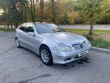 Mercedes-Benz C 200 2002 года за 4 200 000 тг. в Караганда – фото 5