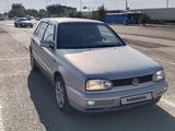 Volkswagen Golf 1997 года за 2 150 000 тг. в Актобе – фото 2