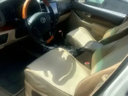 Toyota Land Cruiser Prado 2007 года за 9 350 000 тг. в Актобе – фото 5