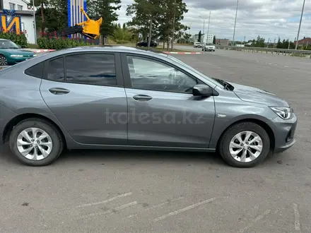 Chevrolet Onix 2025 года за 6 600 000 тг. в Костанай – фото 2