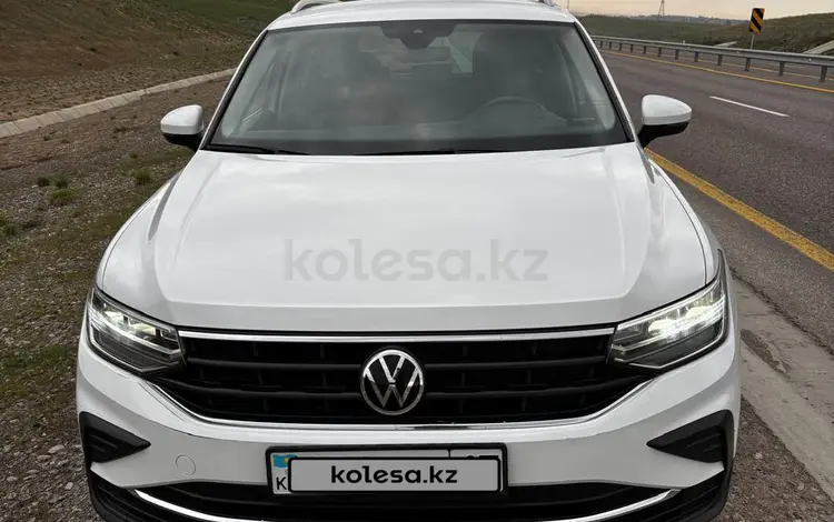 Volkswagen Tiguan 2021 года за 9 500 000 тг. в Алматы
