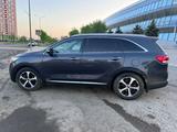 Kia Sorento 2015 года за 10 000 000 тг. в Астана – фото 4