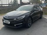 Kia K5 2015 годаfor8 900 000 тг. в Шымкент