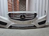 Бампер w212 рестайлинг за 250 000 тг. в Астана