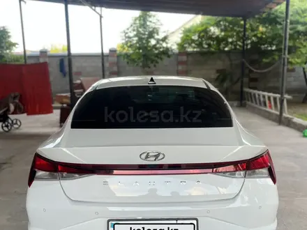 Hyundai Elantra 2021 года за 9 000 000 тг. в Тараз – фото 3