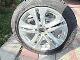 Диски в оригинале с резиной blizak от мерседеса W 212 за 230 000 тг. в Алматы