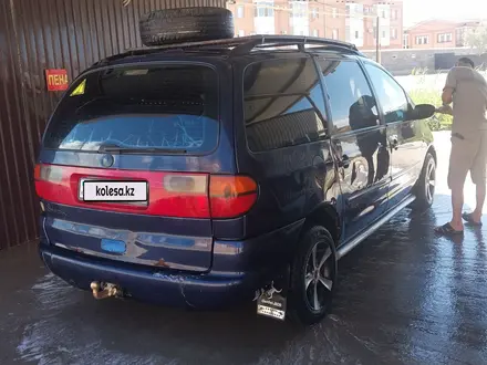 Volkswagen Sharan 1997 года за 1 300 000 тг. в Кызылорда – фото 5