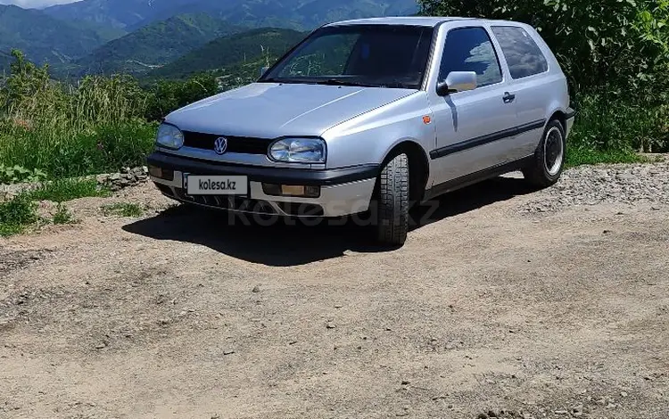 Volkswagen Golf 1993 годаүшін1 250 000 тг. в Алматы