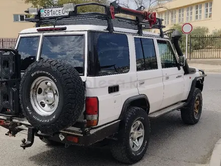 Toyota Land Cruiser Prado 2007 года за 13 000 000 тг. в Актау – фото 10