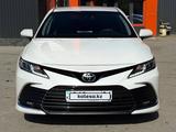 Toyota Camry 2023 годаүшін15 500 000 тг. в Актобе – фото 5
