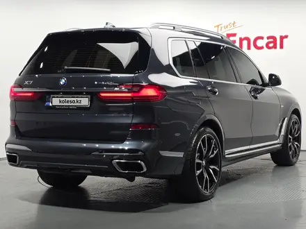 BMW X7 XDrive 40i 2022 года за 47 000 000 тг. в Астана – фото 6