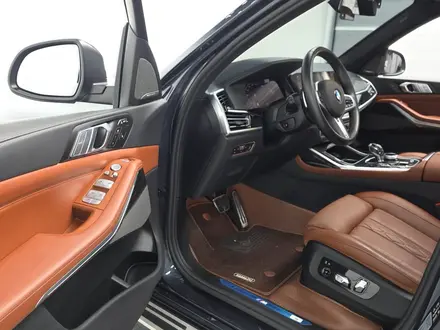 BMW X7 XDrive 40i 2022 года за 47 000 000 тг. в Астана – фото 8