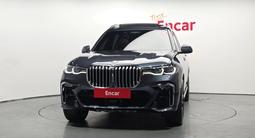 BMW X7 XDrive 40i 2022 годаүшін47 000 000 тг. в Астана – фото 2