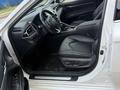Toyota Camry 2023 года за 14 300 000 тг. в Актобе – фото 18