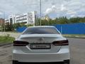 Toyota Camry 2023 года за 14 300 000 тг. в Актобе – фото 21