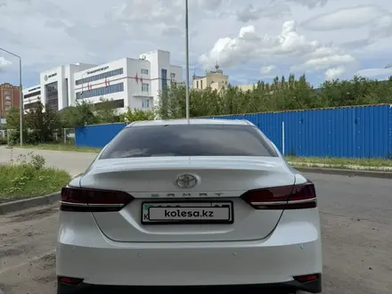 Toyota Camry 2023 года за 14 300 000 тг. в Актобе – фото 21