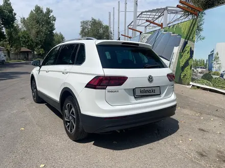 Volkswagen Tiguan 2018 года за 14 700 000 тг. в Алматы – фото 4