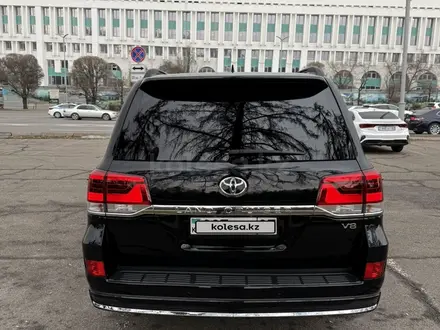 Toyota Land Cruiser 2016 года за 32 000 000 тг. в Алматы – фото 17