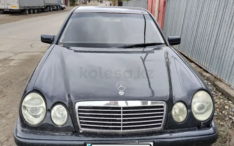 Mercedes-Benz E 320 1996 годаүшін2 500 000 тг. в Жаркент