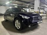 Infiniti QX70 2014 годаfor11 700 000 тг. в Астана – фото 2