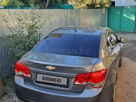 Chevrolet Cruze 2011 года за 3 900 000 тг. в Алматы – фото 6