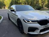 BMW 540 2018 года за 21 400 000 тг. в Караганда – фото 5