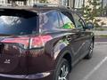Toyota RAV4 2018 года за 10 000 000 тг. в Астана – фото 7