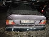 Mercedes-Benz E 230 1992 года за 10 000 тг. в Тараз – фото 2