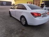 Chevrolet Cruze 2011 года за 2 600 000 тг. в Казалинск – фото 4
