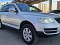 Volkswagen Touareg 2003 года за 3 500 000 тг. в Караганда – фото 11