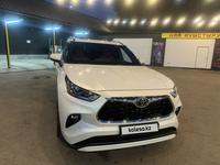 Toyota Highlander 2022 года за 32 000 000 тг. в Алматы
