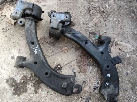 Рычаги Honda CR-V RE за 25 000 тг. в Алматы
