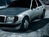 Mercedes-Benz E 230 1993 годаүшін1 100 000 тг. в Рудный