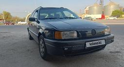 Volkswagen Passat 1993 годаүшін1 300 000 тг. в Шымкент