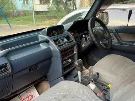 Mitsubishi Pajero 1993 года за 2 500 000 тг. в Семей – фото 3