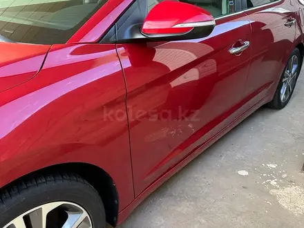 Hyundai Elantra 2016 года за 6 000 000 тг. в Шымкент – фото 2